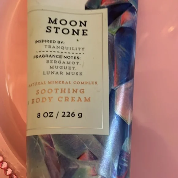 Bath and body works HTF 2 item bundle - Picture 2 of 8